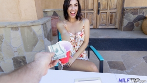 Sexy hotmom gets funding for school from horny stud